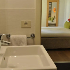 Hotel Eden Antwerp 3* Номер Комфорт с 2 отдельными кроватями