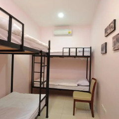 Orchid Hostel Бангкок комната для гостей фото 3
