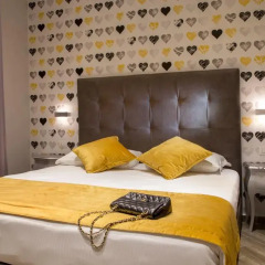 Отель Frattina Rooms комната для гостей фото 5
