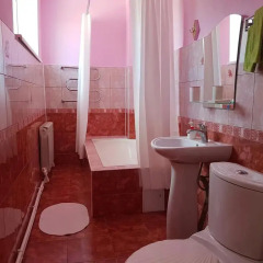 Гостиница Guest house Arkona в Анапе отзывы, цены и фото номеров - забронировать гостиницу Guest house Arkona онлайн Анапа ванная