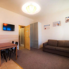 Отель Apartamenty Dobranoc - ul. Storczykowa Апартаменты с различными типами кроватей фото 3