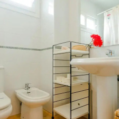 Отель Apartamentos O2 Conil Испания, Кониль-де-ла-Фронтера - отзывы, цены и фото номеров - забронировать отель Apartamentos O2 Conil онлайн ванная