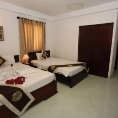 N.Y Kim Phuong Hotel 2* Улучшенный номер с различными типами кроватей фото 2