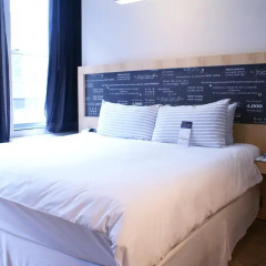 Отель TRYP By Wyndham Times Square South 4* Номер категории Премиум с двуспальной кроватью фото 2