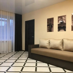 Гостиница 3 Studios on Lenina Avenue Харьков комната для гостей фото 3