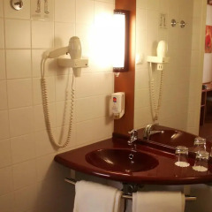 Star Inn Hotel Budapest Centrum, by Comfort ванная фото 2