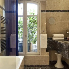 Отель Room Mate Alain 4* Номер Делюкс с различными типами кроватей фото 14