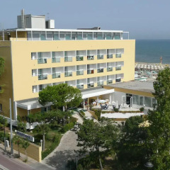 Hotel Beaurivage пляж фото 2