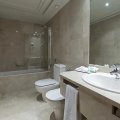Hotel Bahia 4* Стандартный семейный номер с различными типами кроватей фото 4