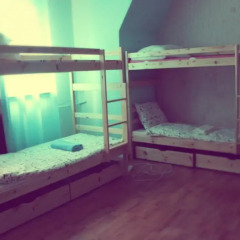 Hostel John Lennon Кровать в общем номере с двухъярусной кроватью фото 3