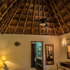 Отель Riviera Maya Suites Бунгало с различными типами кроватей фото 12