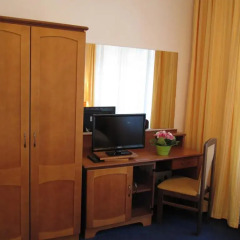 Hotel Jana / Pension Domov Mladeze Стандартный номер с двуспальной кроватью фото 6