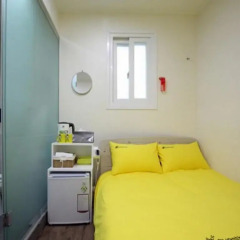 Отель 24 Guesthouse Dongdaemun 2* Стандартный номер с двуспальной кроватью