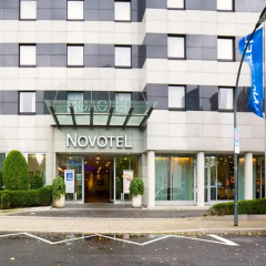 Отель Novotel Düsseldorf City West парковка
