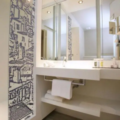 Отель Mercure Lyon Centre Saxe Lafayette 4* Стандартный номер с различными типами кроватей фото 8