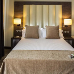 Sercotel Gran Hotel Luna de Granada 4* Стандартный номер с различными типами кроватей фото 5