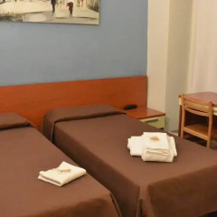 Отель Ambrosiana Milano Стандартный номер с двуспальной кроватью (общая ванная комната) фото 2