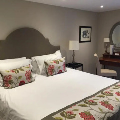 Отель Roof Garden Rooms Лондон комната для гостей фото 2