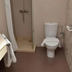 Отель Malak Hotel Марокко, Рабат - 1 отзыв об отеле, цены и фото номеров - забронировать отель Malak Hotel онлайн ванная