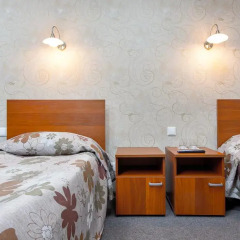 Гостиница Самара Люкс 3* Номер Эконом 2 отдельными кровати (общая ванная комната) фото 4