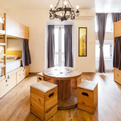 Yes! Lisbon Hostel Лиссабон комната для гостей фото 2