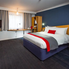 Отель Holiday Inn Express Glasgow City Centre Riverside 3* Стандартный номер с двуспальной кроватью фото 7