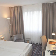 Hotel Astra 3* Номер Бизнес с двуспальной кроватью фото 2