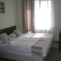 Gyumri Hotel 3* Стандартный номер двуспальная кровать фото 2