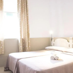Отель Hostal El Arco Номер категории Эконом с различными типами кроватей фото 5