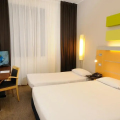 Отель iH Hotels Milano Gioia 4* Стандартный номер с различными типами кроватей фото 16