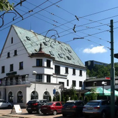 Hotel U Jezirka Либерец парковка
