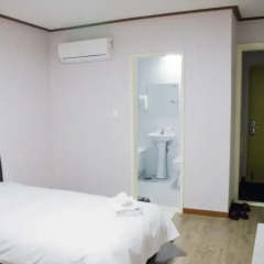 JbIS hotel комната для гостей фото 3