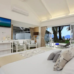Отель Thavorn Beach Village Resort & Spa Phuket 4* Коттедж с различными типами кроватей фото 6