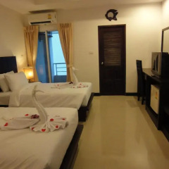 Отель 99 Voyage Patong 2* Улучшенный номер разные типы кроватей фото 3