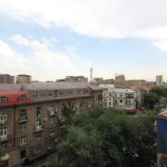 Отель RetroCity Apartments by Opera Theatre Армения, Ереван - отзывы, цены и фото номеров - забронировать отель RetroCity Apartments by Opera Theatre онлайн балкон