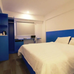 Emis Hotel 3* Улучшенный номер с различными типами кроватей