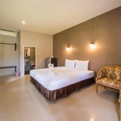 Отель Lanta Smile Resort @ Longbeach Ланта сейф в номере