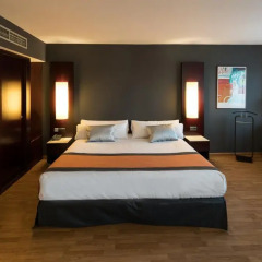 Отель Catalonia Sabadell 4* Стандартный номер с различными типами кроватей фото 5