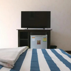 Отель B & L Guesthouse 3* Улучшенный номер с разными типами кроватей фото 6