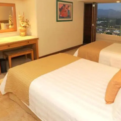 Hotel Emporio Ixtapa 3* Улучшенный номер с различными типами кроватей фото 9