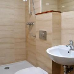 Отель American House Hennela 3* Стандартный номер с различными типами кроватей фото 5