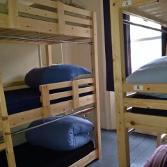 Brighton Youth Hostel Кровать в общем номере с двухъярусной кроватью