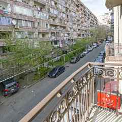 Отель FlatsInYerevan - Apartments at Vardanants Street Армения, Ереван - отзывы, цены и фото номеров - забронировать отель FlatsInYerevan - Apartments at Vardanants Street онлайн балкон