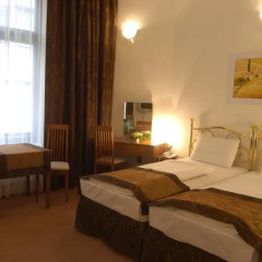 King's Hotel 3* Стандартный номер с различными типами кроватей фото 5
