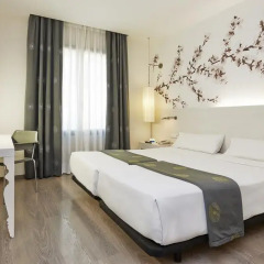 Отель Hesperia Ramblas 3* Стандартный номер с различными типами кроватей фото 8