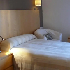 Отель Hostal Jakiton Стандартный номер с различными типами кроватей фото 4