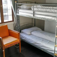 The Walrus Bar and Hostel сейф в номере