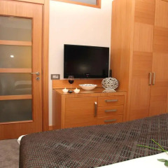 Emerald Hotel 3* Стандартный семейный номер с различными типами кроватей фото 3