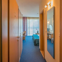 Holiday Park Hotel 4* Стандартный номер с различными типами кроватей фото 6