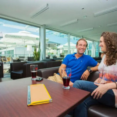 Отель JUFA Hotel Salzburg Австрия, Зальцбург - 1 отзыв об отеле, цены и фото номеров - забронировать отель JUFA Hotel Salzburg онлайн интерьер отеля фото 2